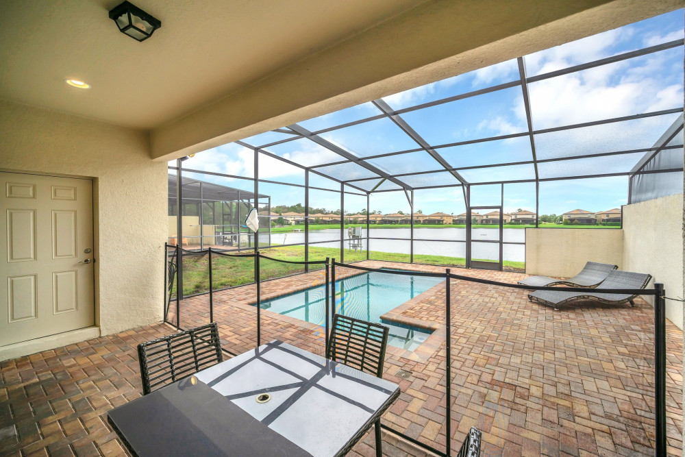 Windsor at Westside 355