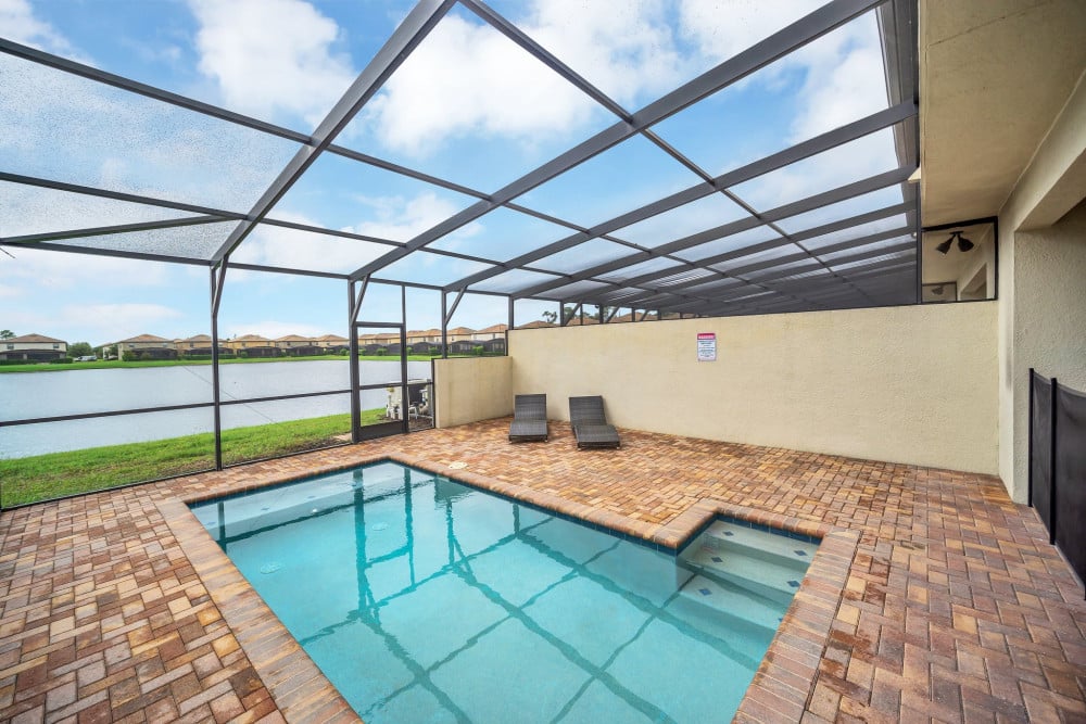 Windsor at Westside 355