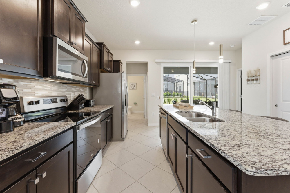 Windsor Cay 20