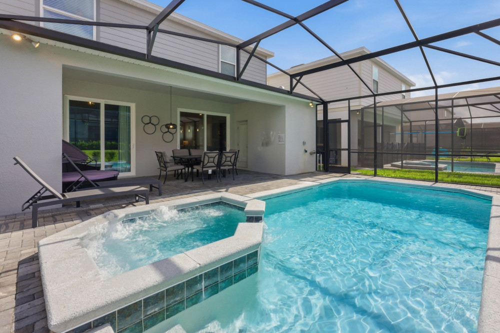 Windsor Cay 20