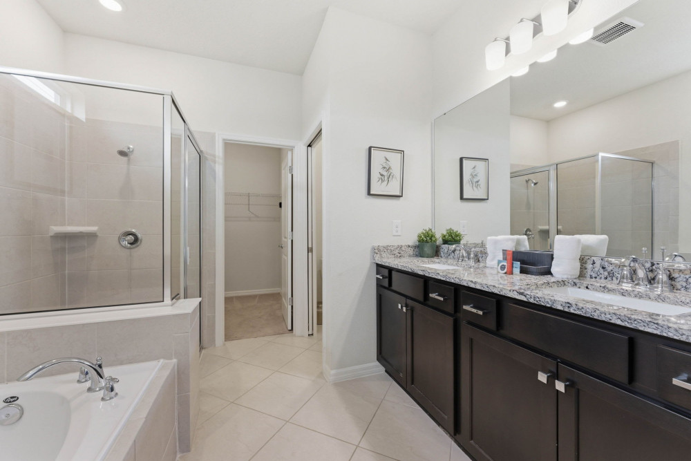 Windsor Cay 20