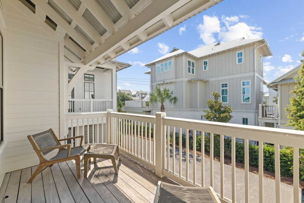 Seagrove 83