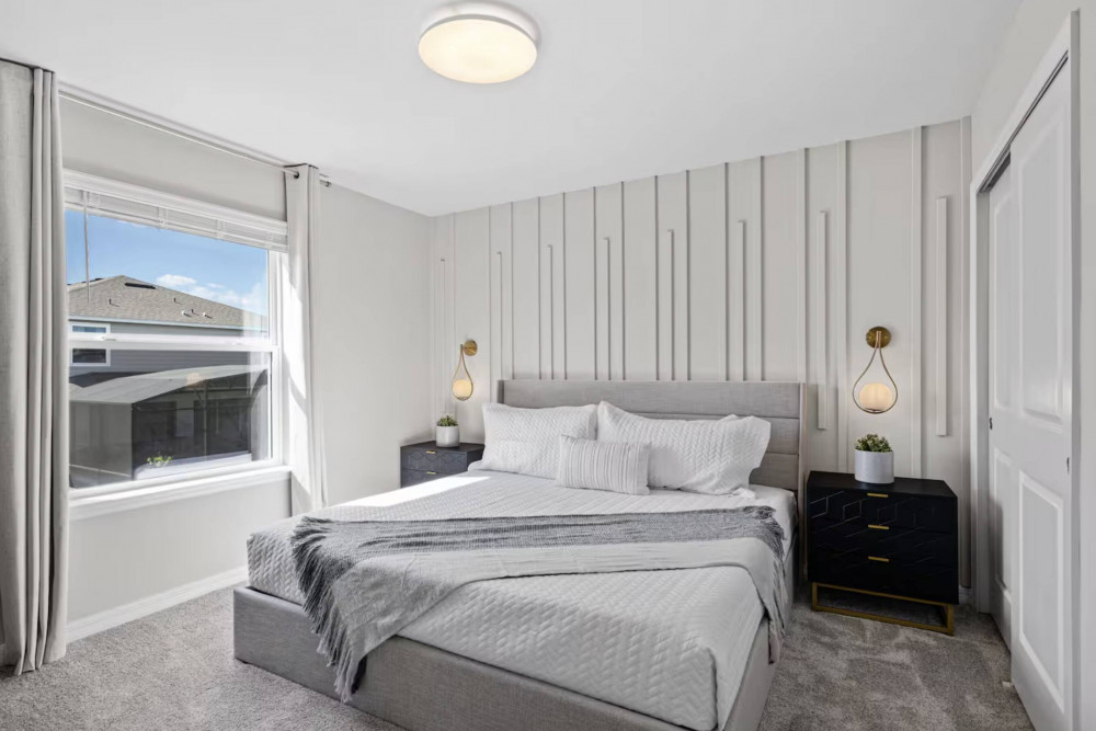 Windsor Cay 32