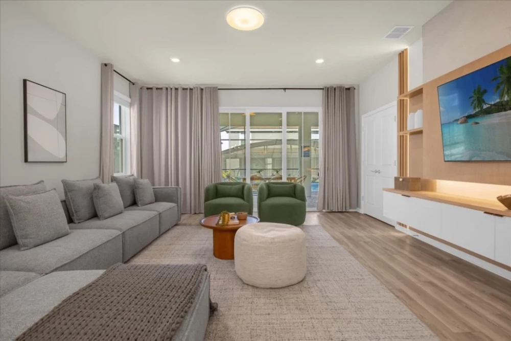 Windsor Cay 46