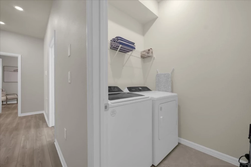 Windsor Cay 46