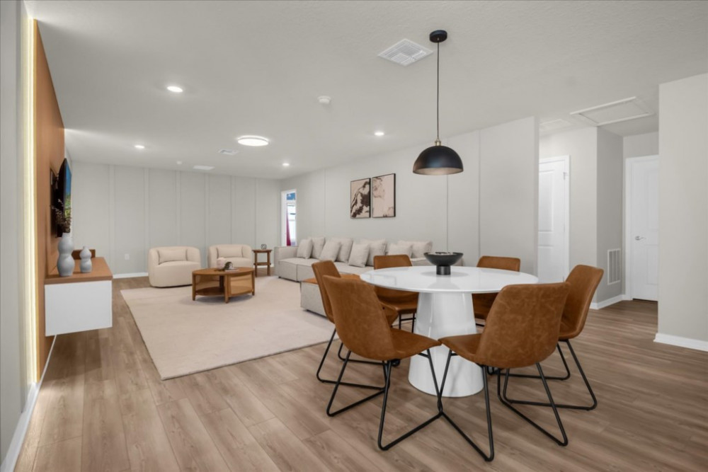 Windsor Cay 47