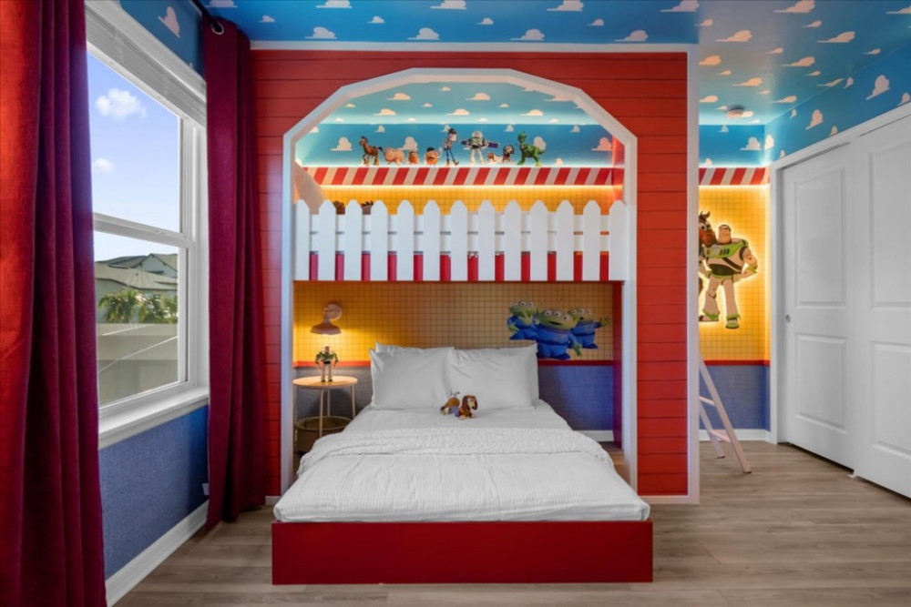 Windsor Cay 47