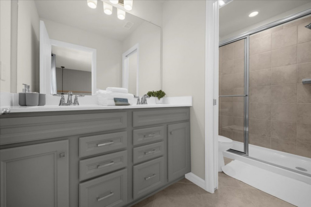Windsor Cay 47