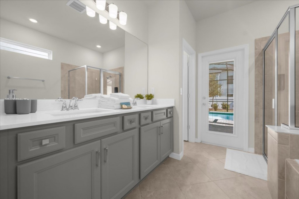 Windsor Cay 47