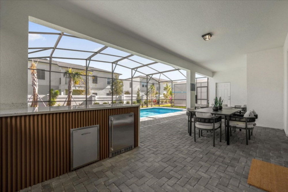 Windsor Cay 47
