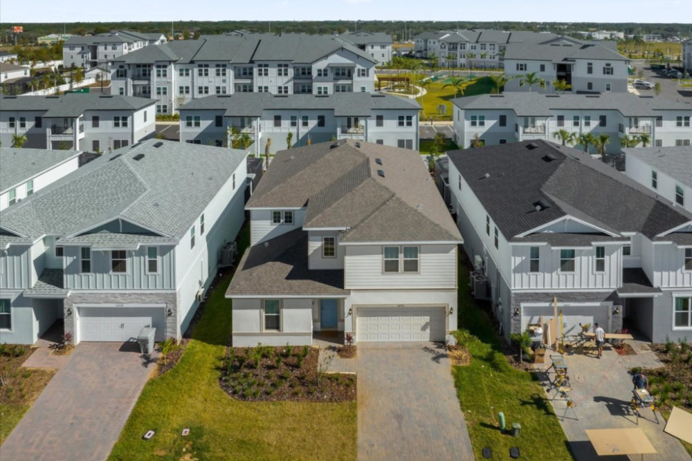 Windsor Cay 47