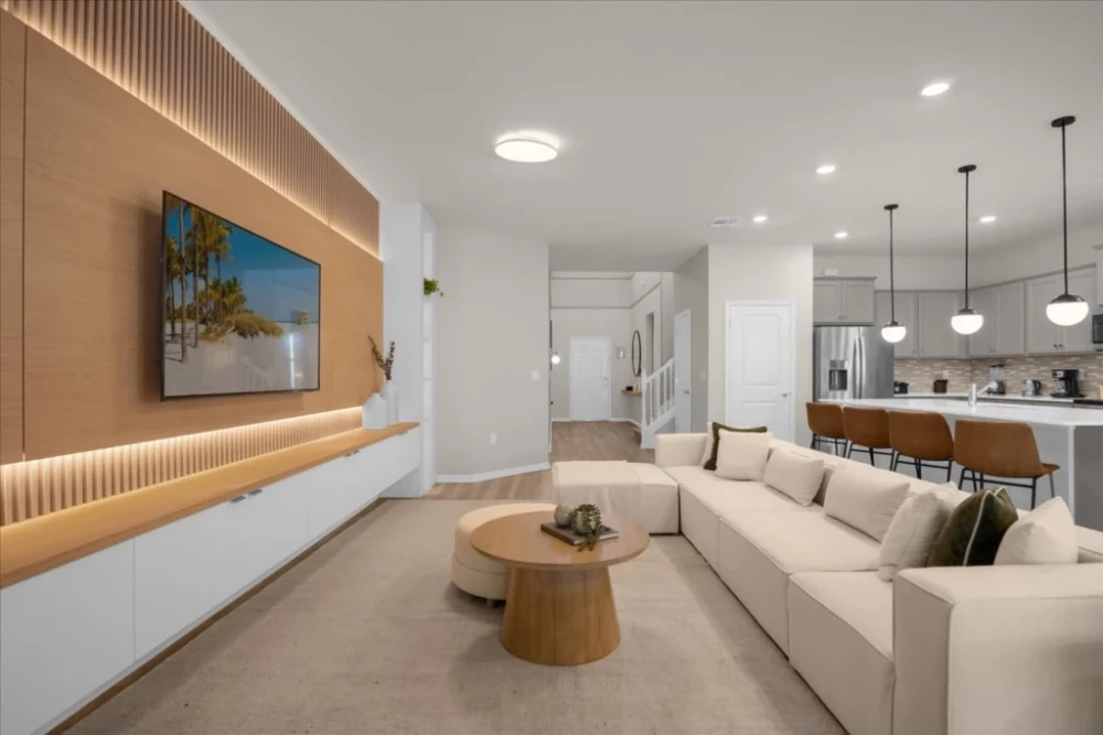 Windsor Cay 47
