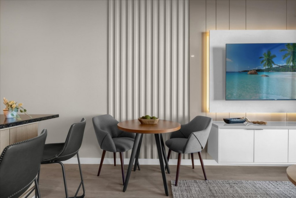 The Hub at Westside 5