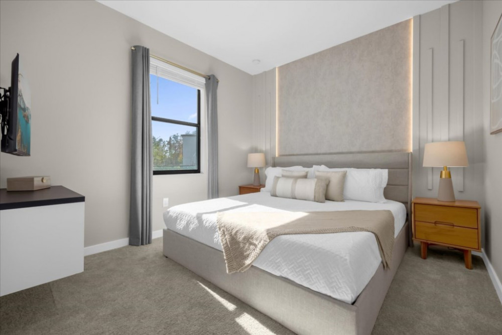 The Hub at Westside 5