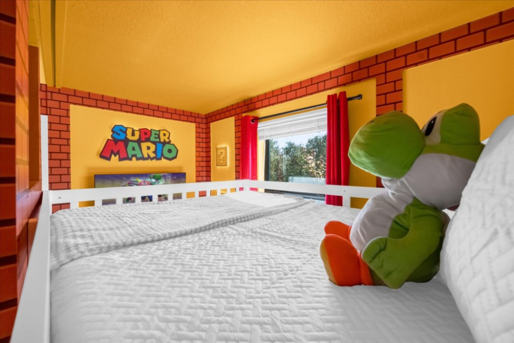 The Hub at Westside 5