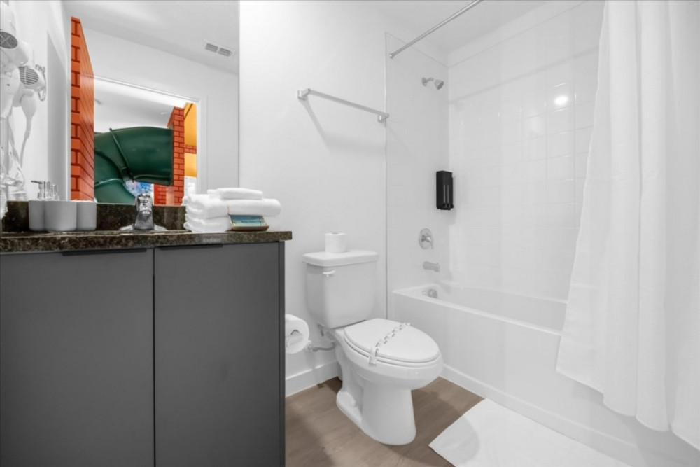 The Hub at Westside 5