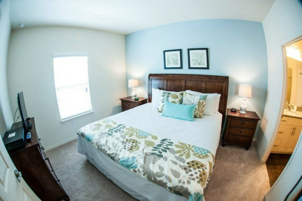 West Lucaya Village 4