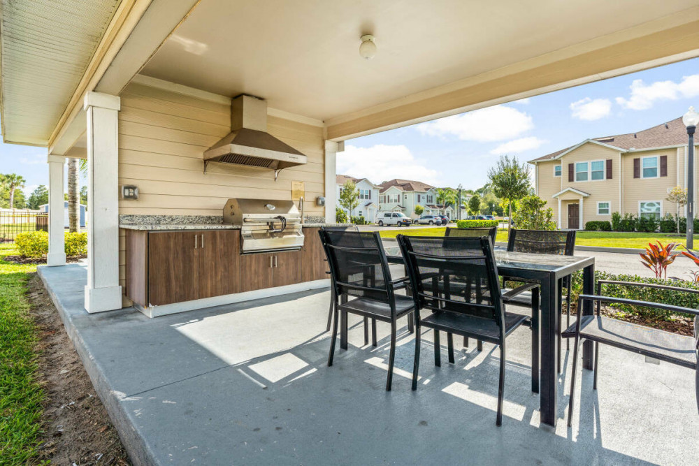 West Lucaya Village 4