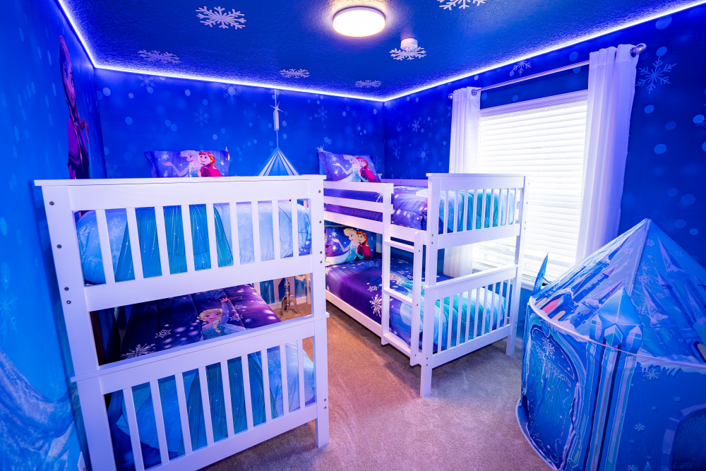 Windsor Cay 45