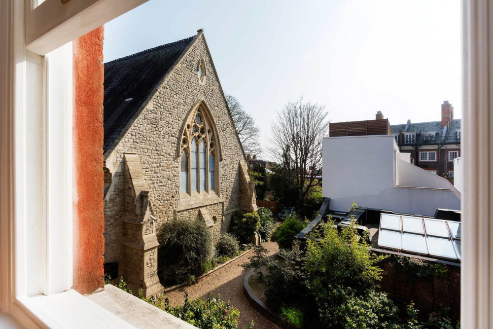 Charming Hampstead Apartment