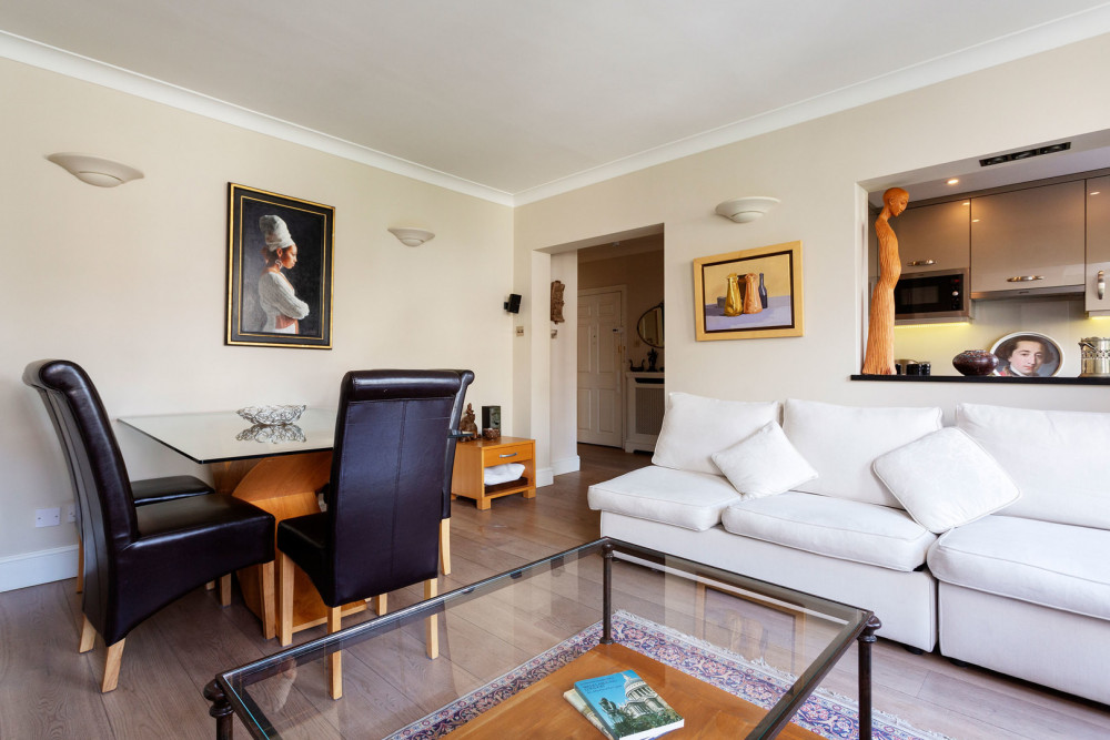 Garden Square Serenity