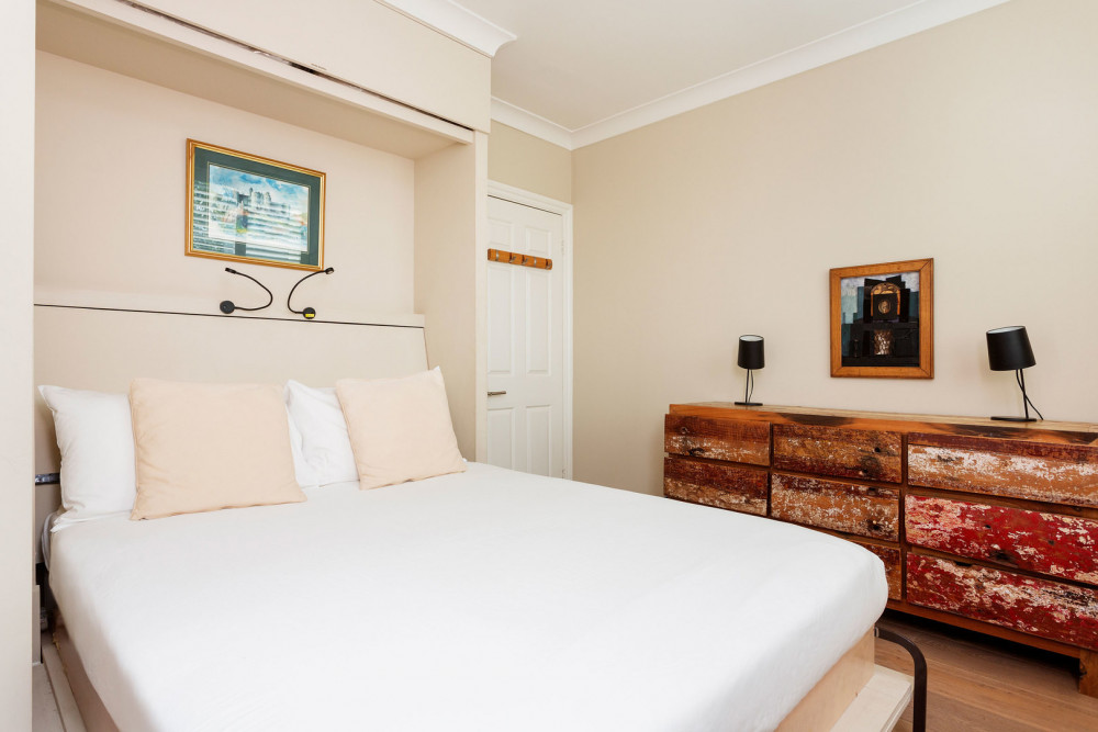 Garden Square Serenity