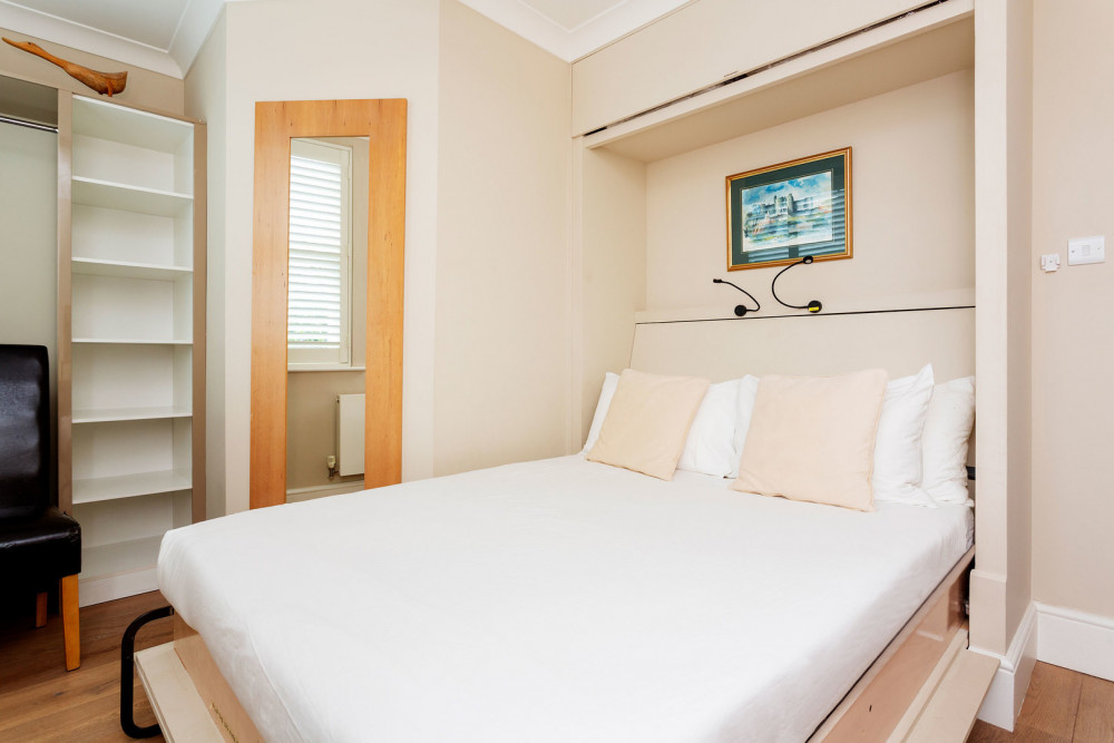 Garden Square Serenity