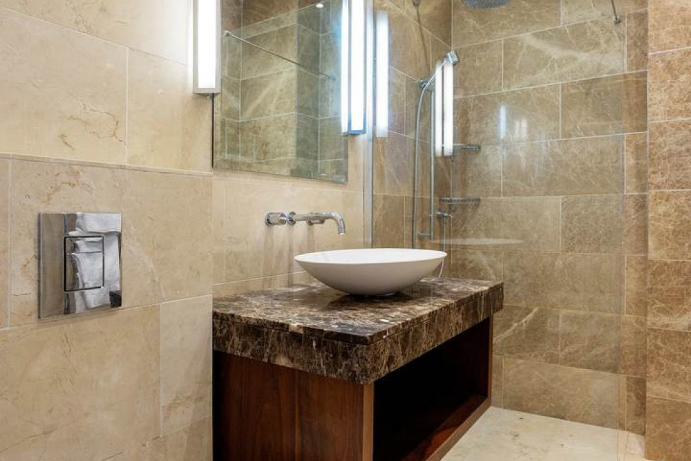 Sophisticated Sutherland