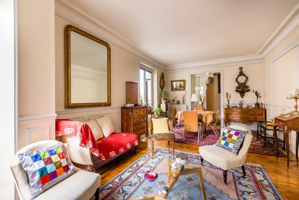 Overlooking the Seine on Ile de la Cité