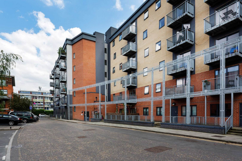 Contemporary by Regent's Canal