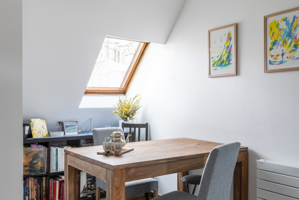 Footsteps from the Arc de Triomphe