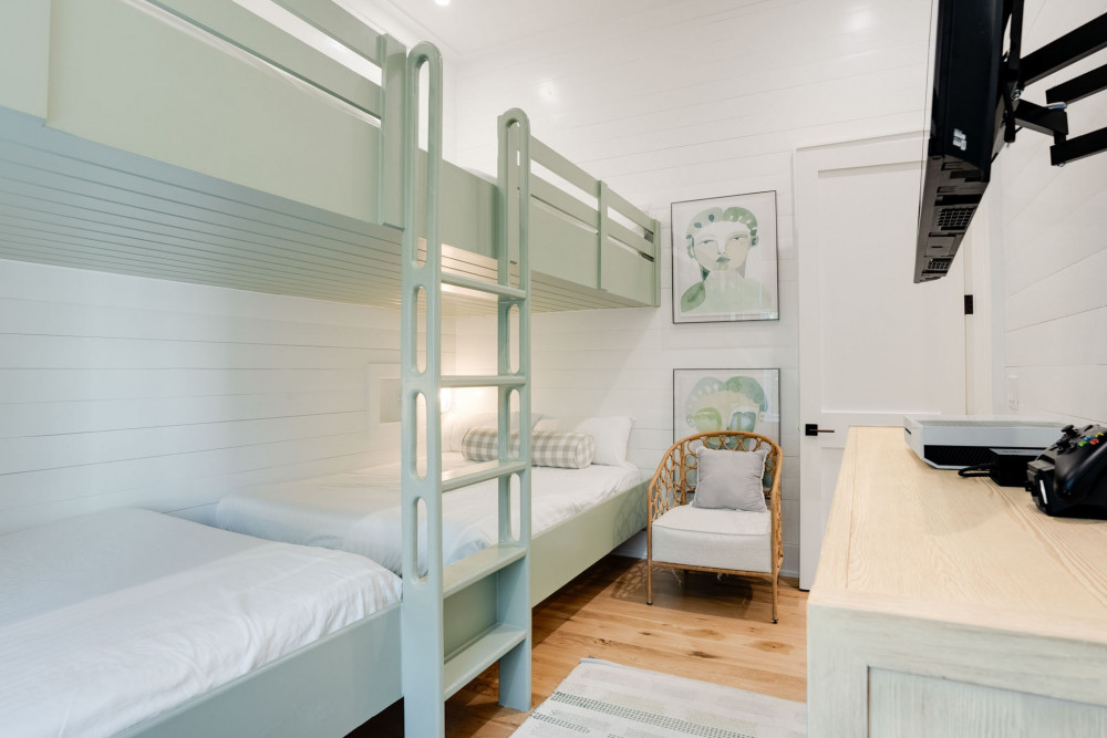 Seagrove 44
