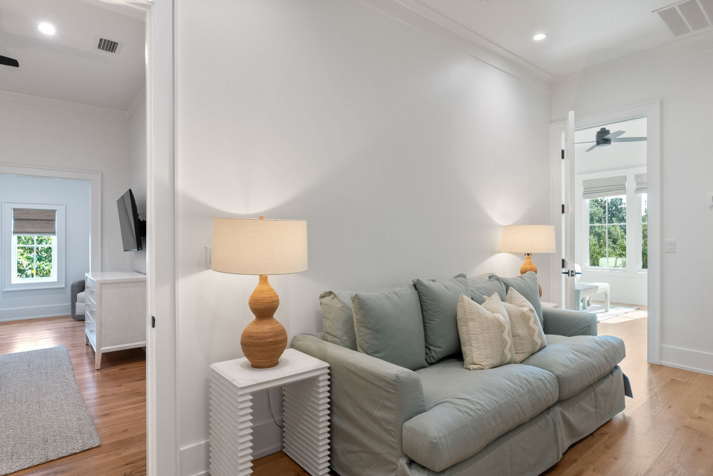 Seagrove 44