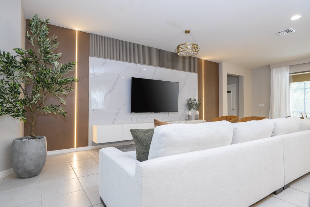 Windsor at Westside 600