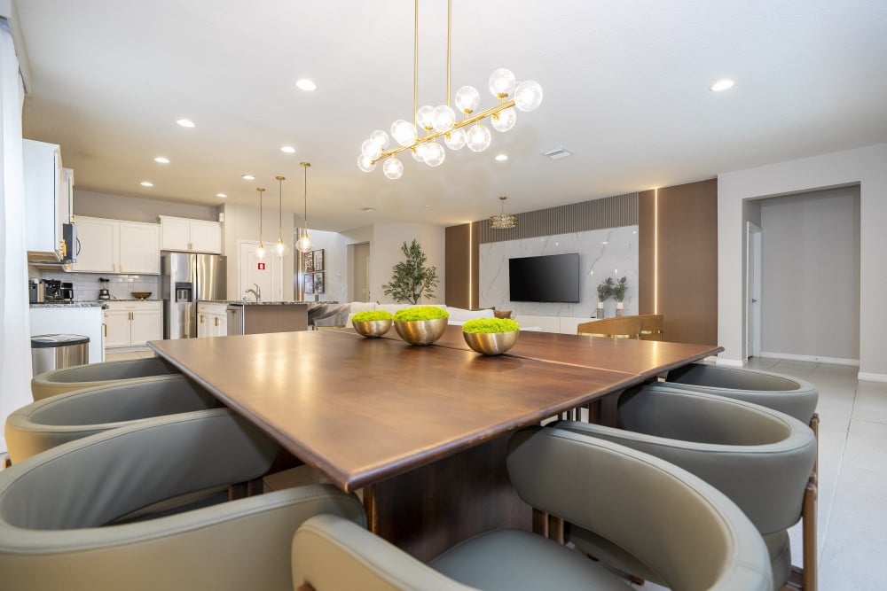 Windsor at Westside 600