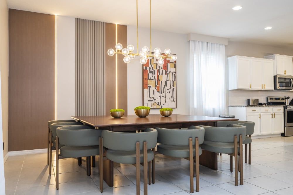 Windsor at Westside 600