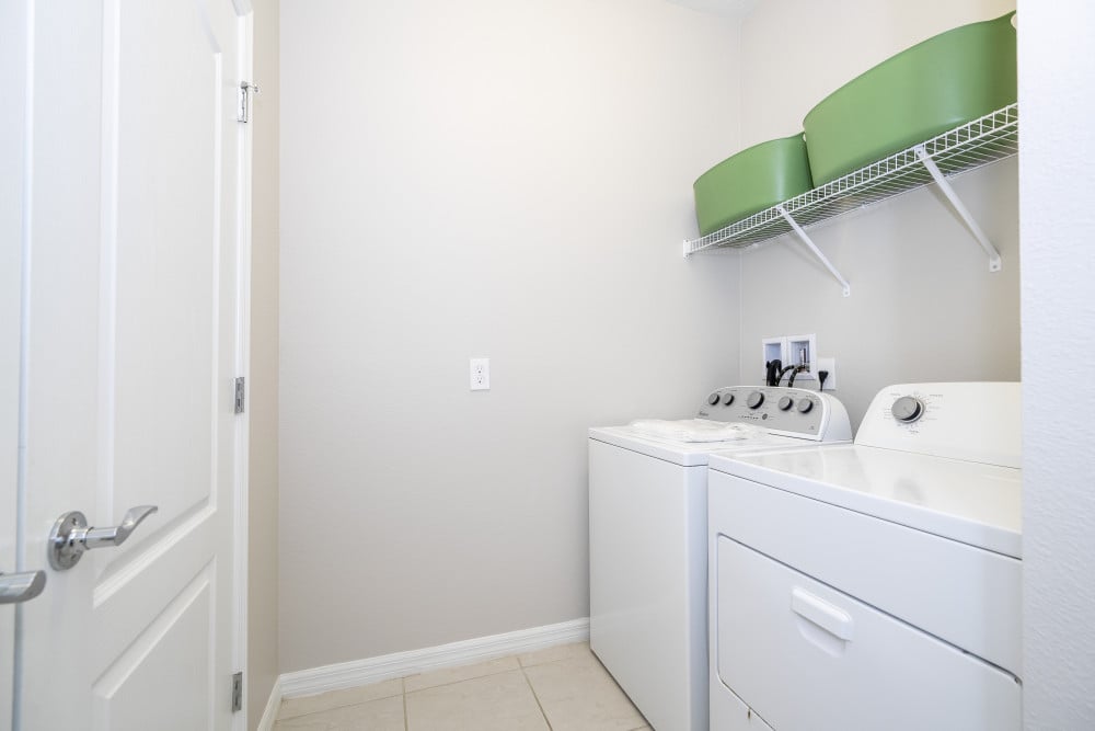 Windsor at Westside 600