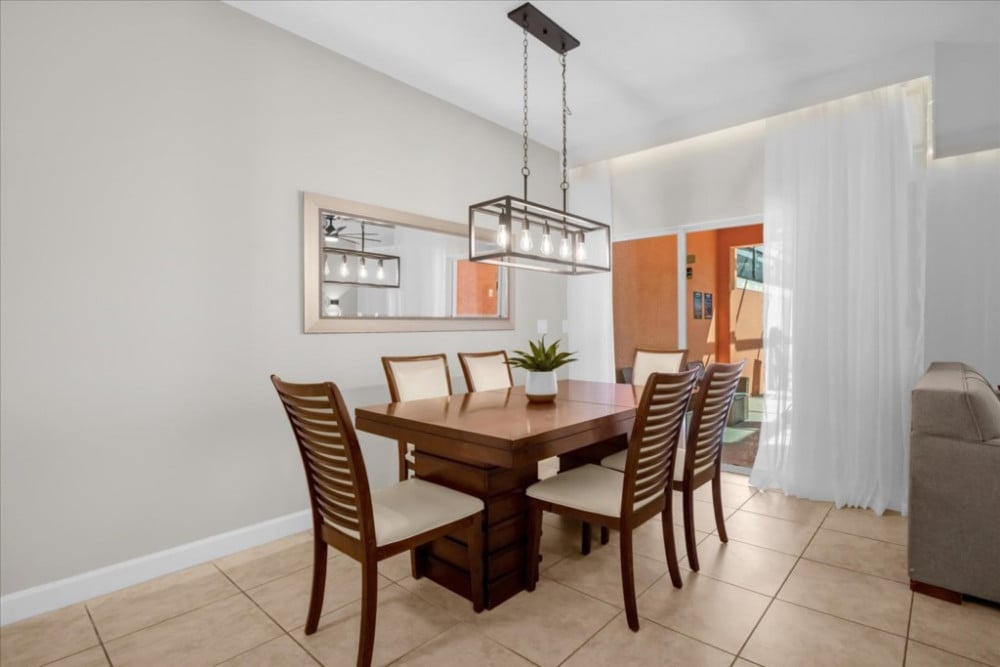 Paradise Palms Resort 89