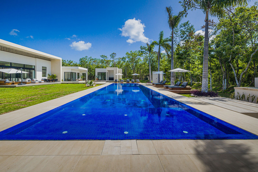 L'and at Mariposa - 7 Bed