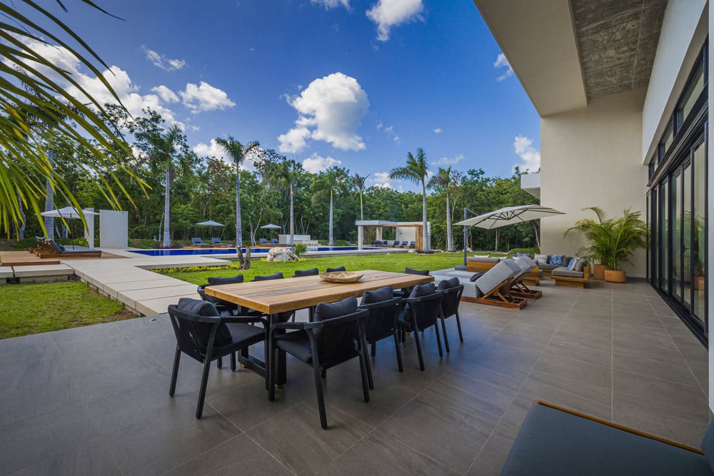 L'and at Mariposa - 7 Bed