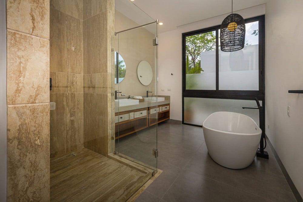 L'and at Mariposa - 7 Bed