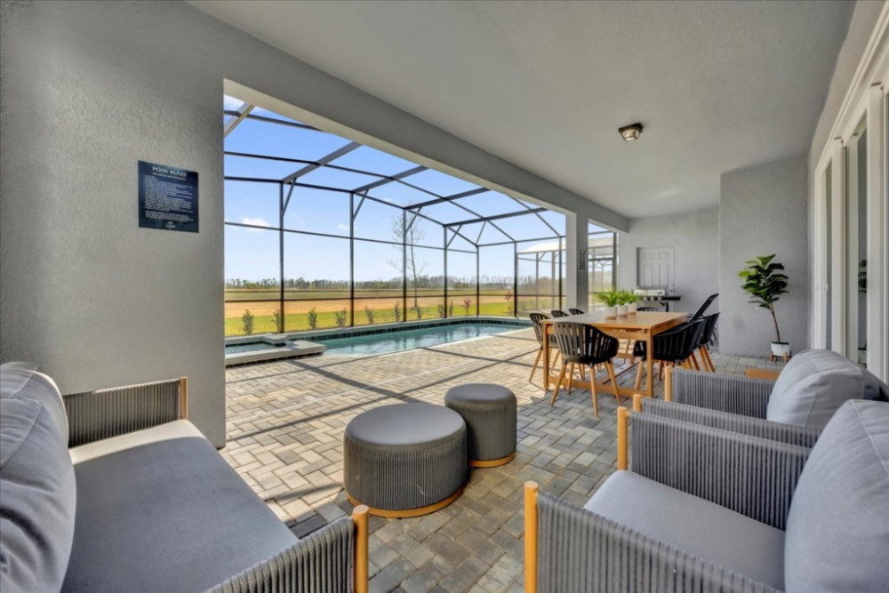 Windsor Cay 67