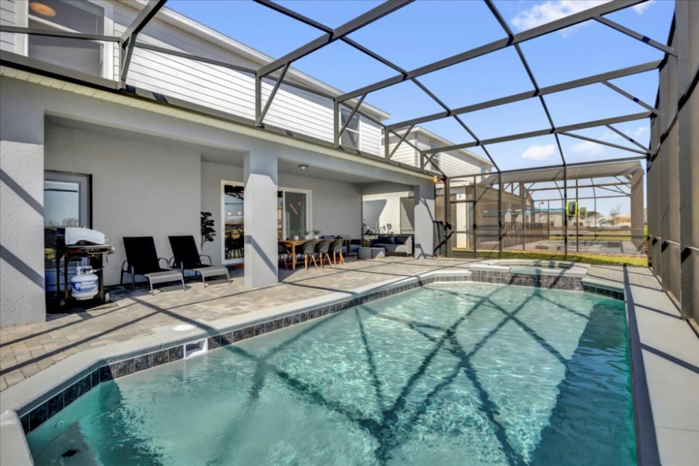 Windsor Cay 67
