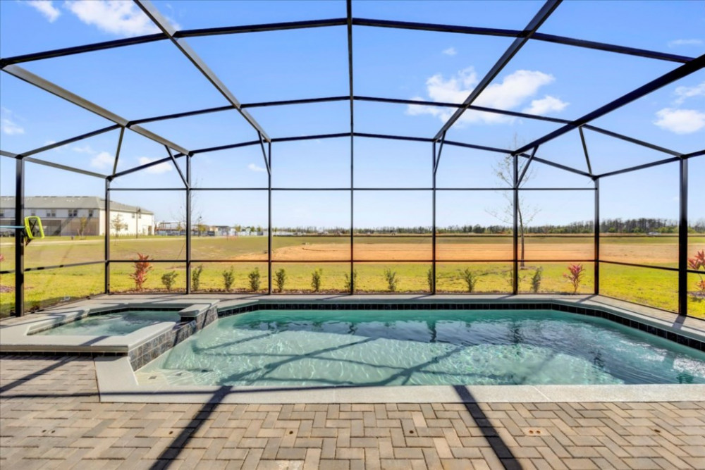 Windsor Cay 67
