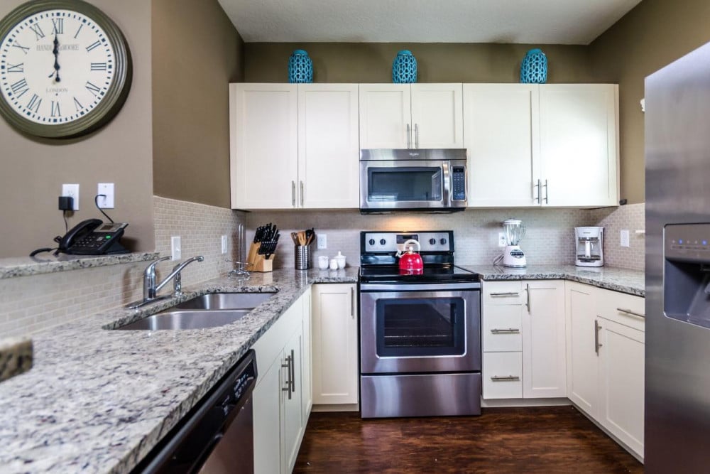 West Lucaya Village 7