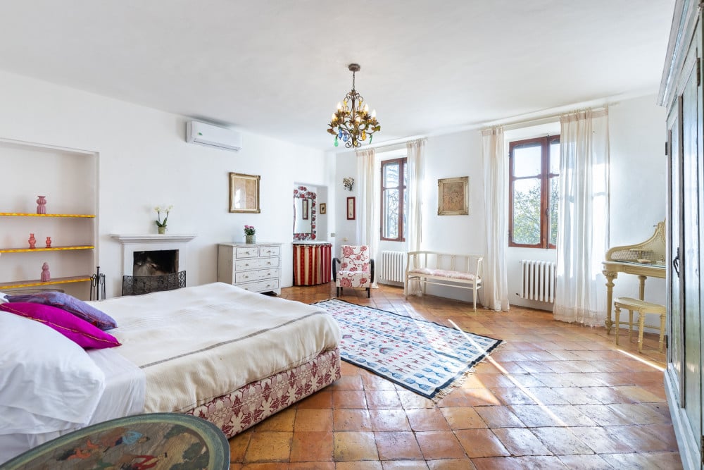 Cascina Monferrato 12