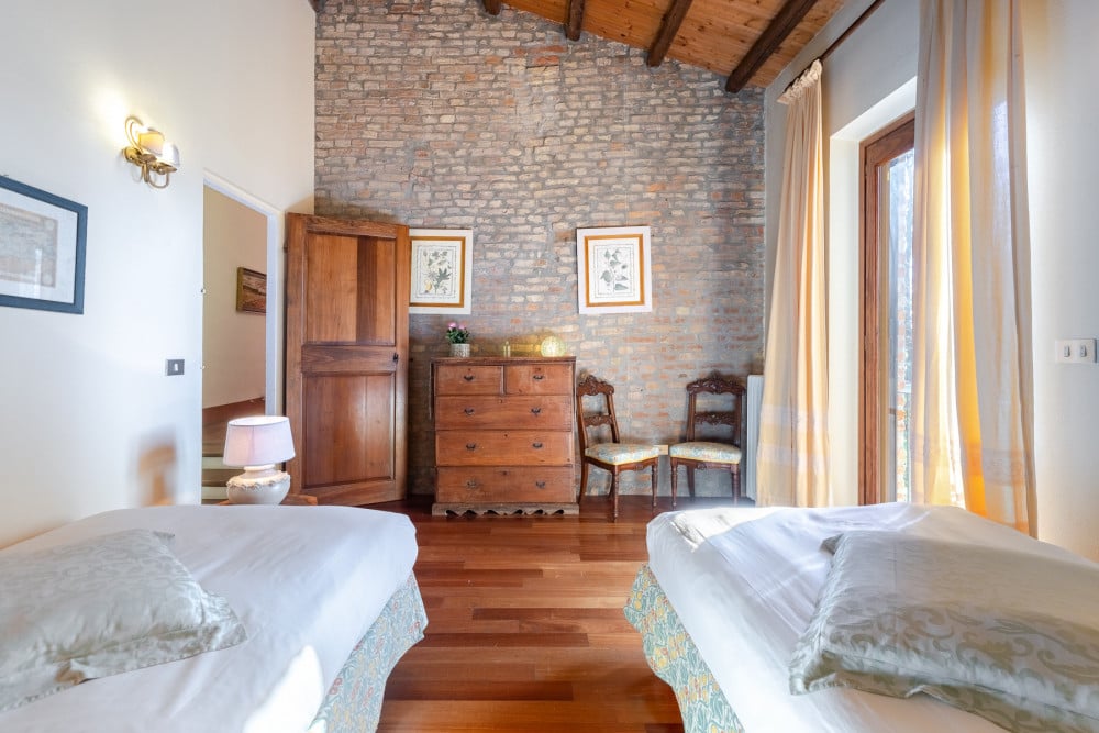 Cascina Monferrato 12