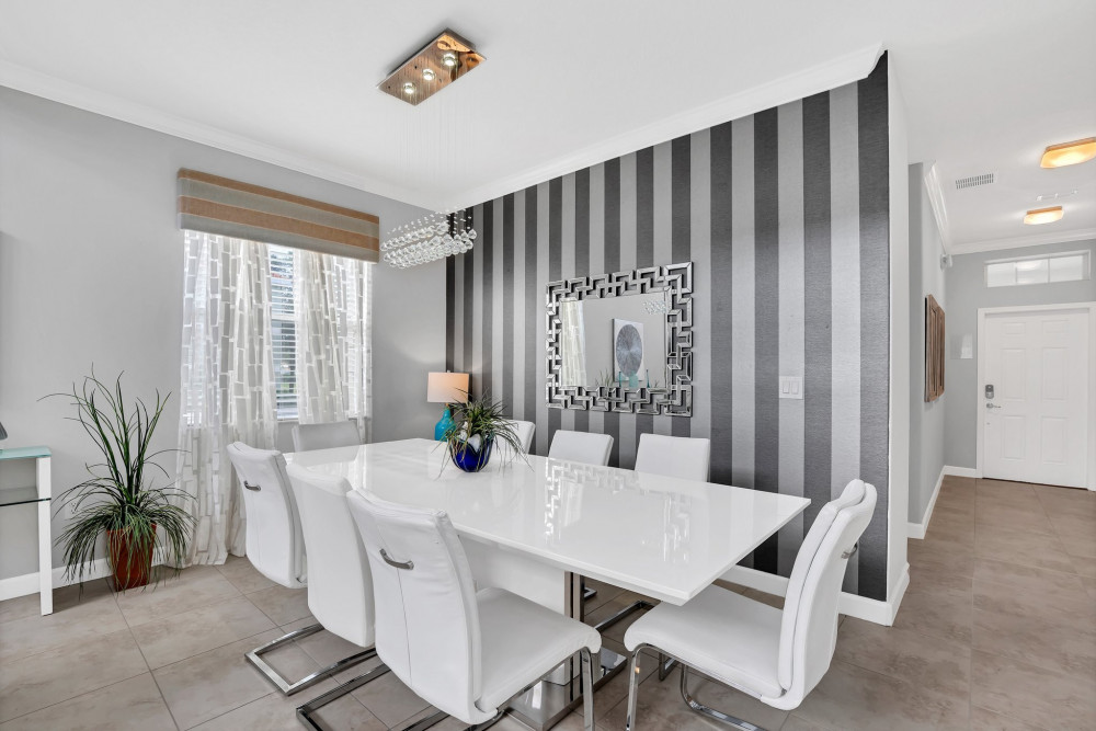 Paradise Palms Resort 91