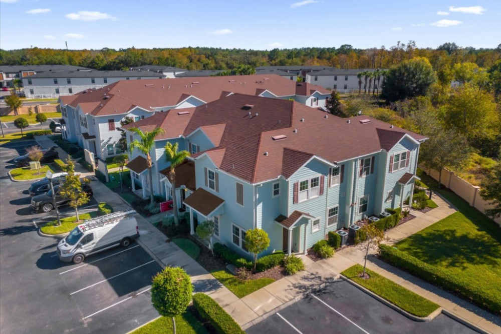 West Lucaya Village 6