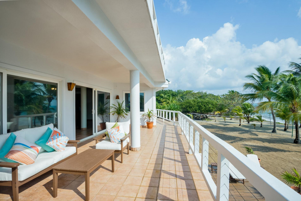 Dolphin Beach Villa